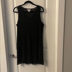 Nine West Black V-Neck Midi Dress